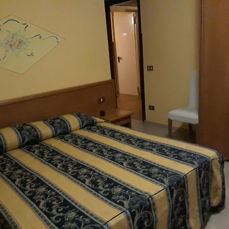 Hotel Casa Rossa Montecatini Terme Luaran gambar